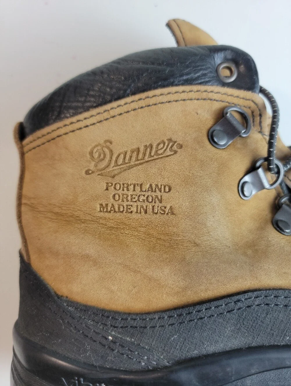 Danner Combat Hiker 43513X Boots Men's US 7 W Made In USA Vibram Sole Military